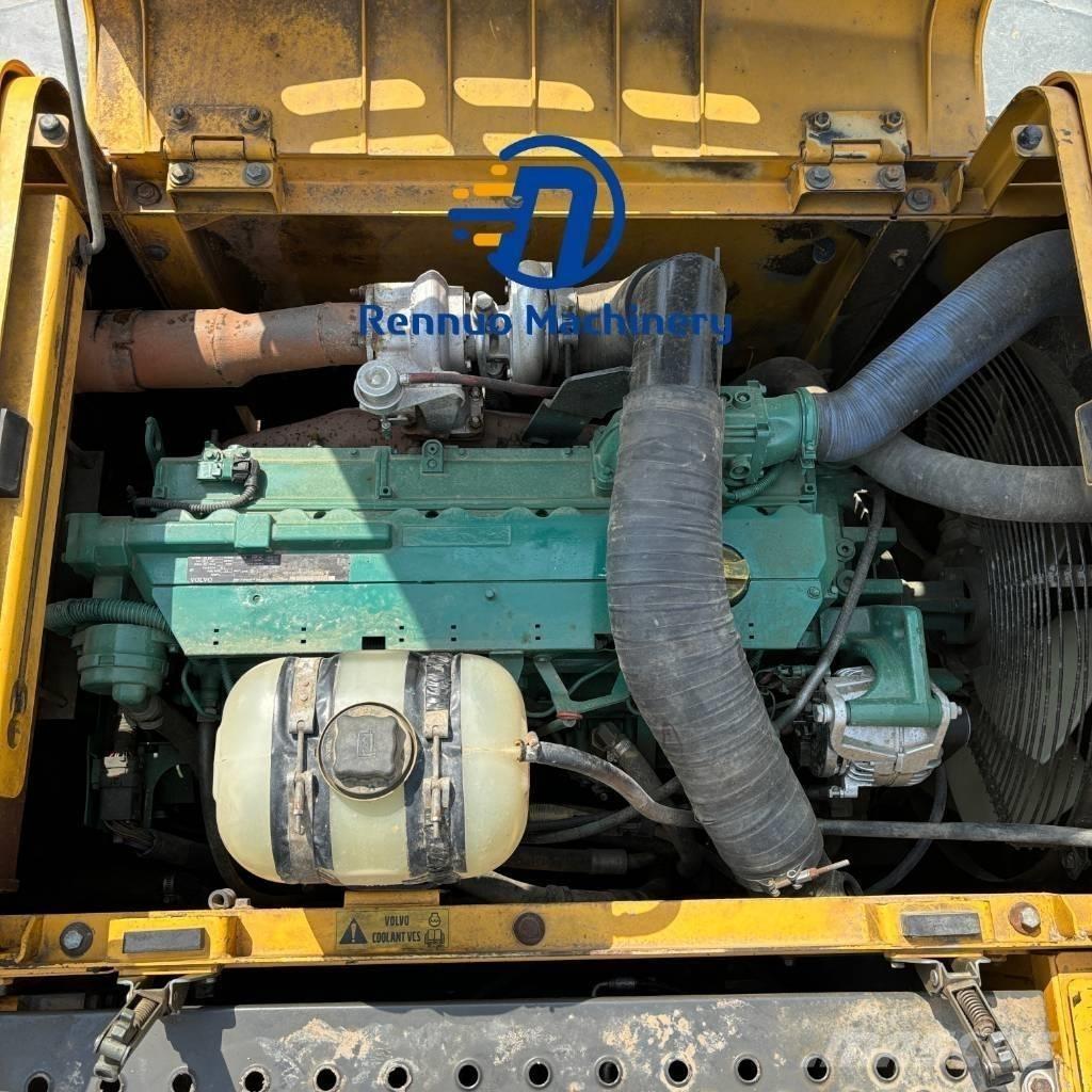 Volvo EC 290 Lánctalpas kotrók