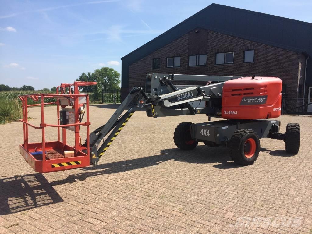 SkyJack SJ 46 AJ Karos emelők