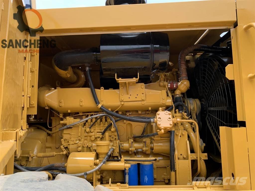 CAT 950E Gumikerekes homlokrakodók