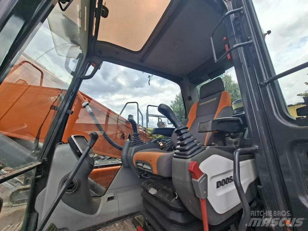 Doosan DX225LC-5 Lánctalpas kotrók