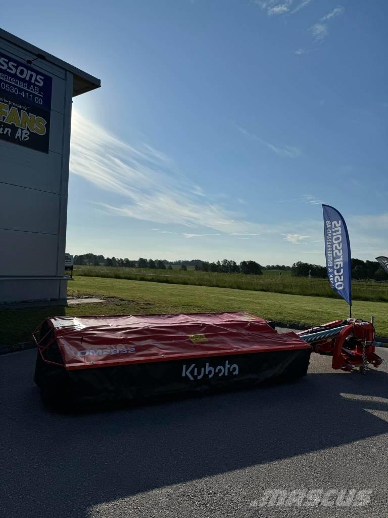 Kubota DM2032 Kaszák