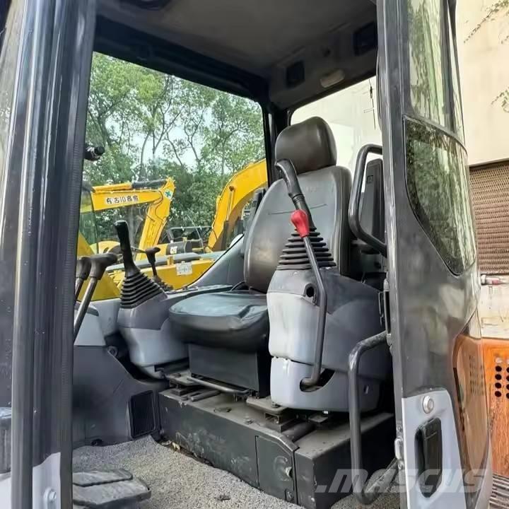 Komatsu PC 78 US Mini kotrók < 7t