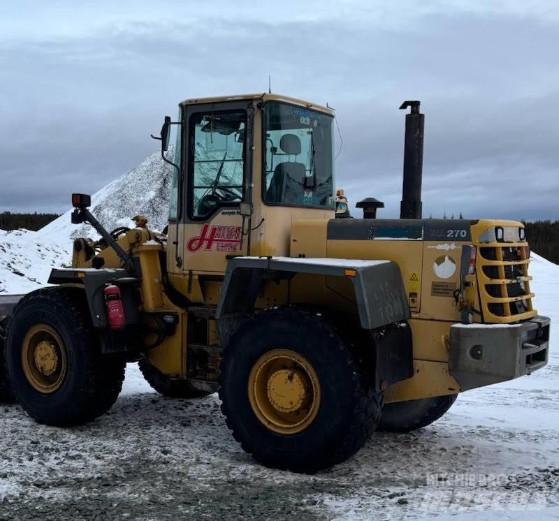 Komatsu WA 270 Gumikerekes homlokrakodók