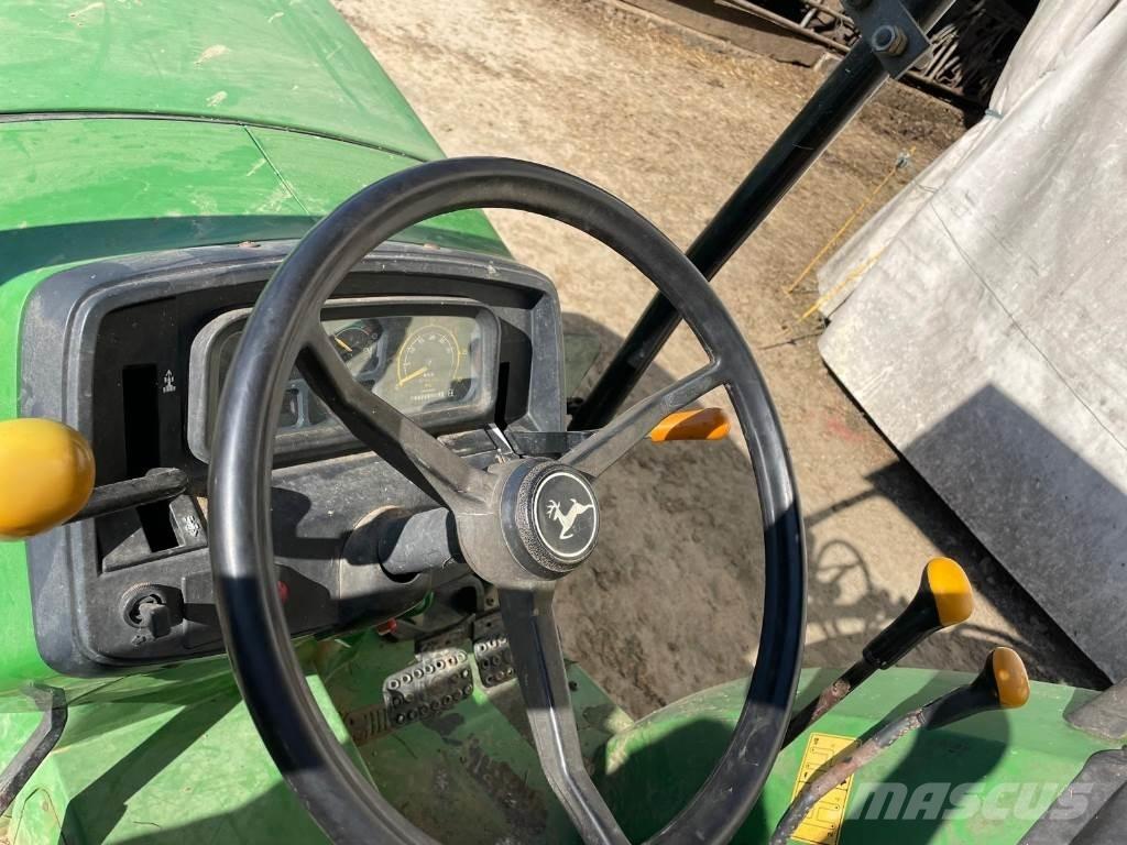 John Deere 5215 Traktorok