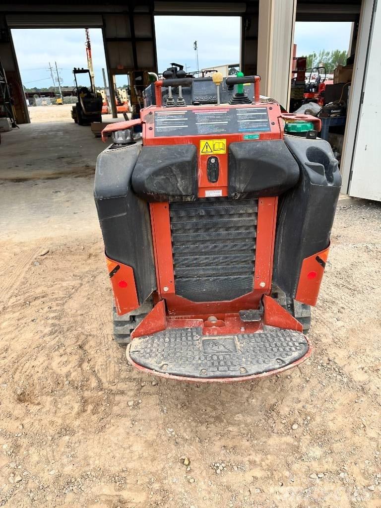 Ditch Witch sk 1050 Kompaktrakodók
