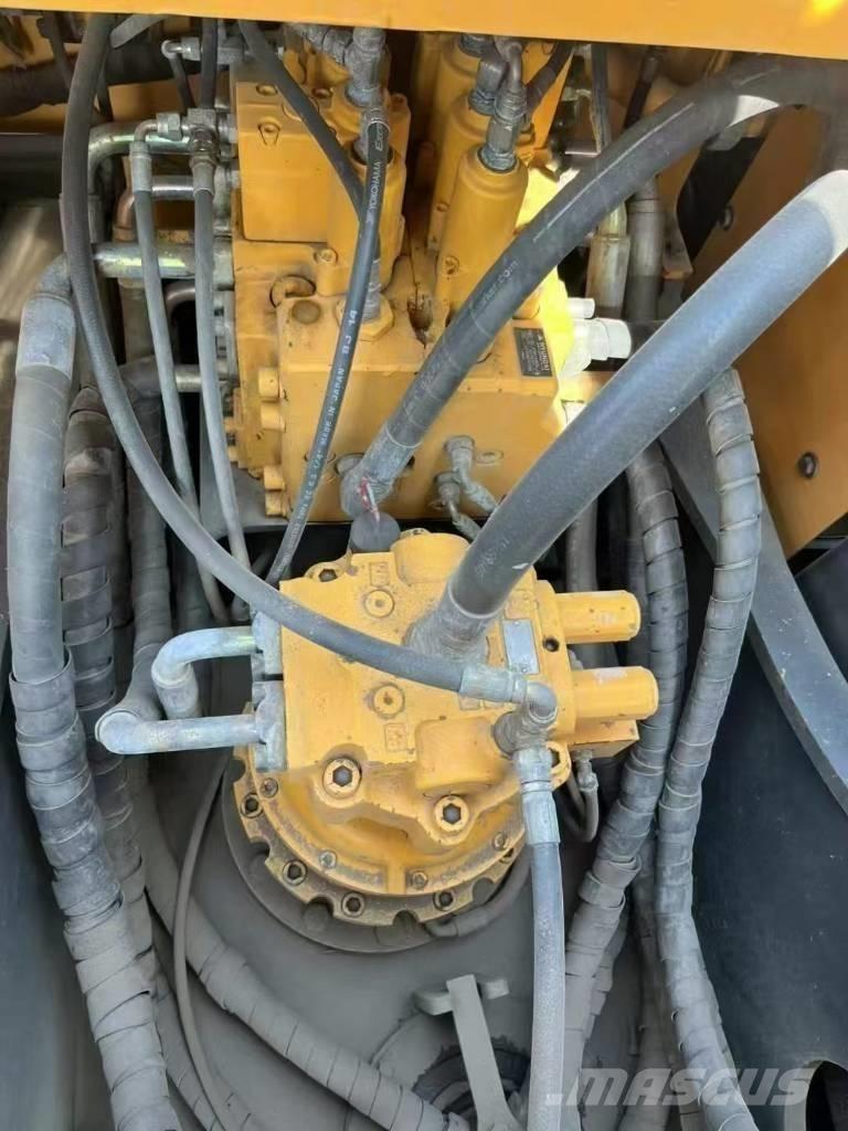 Hyundai 215VS Lánctalpas kotrók