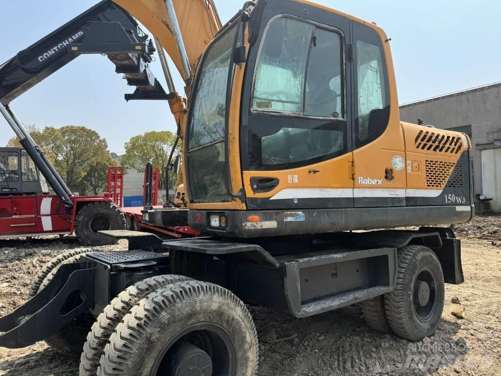 Hyundai R 150 W Gumikerekes kotrók