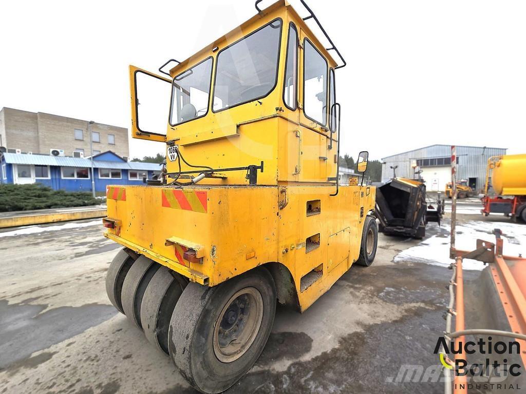 Hamm GRW 18 Pneumatikus kerekes hengerek