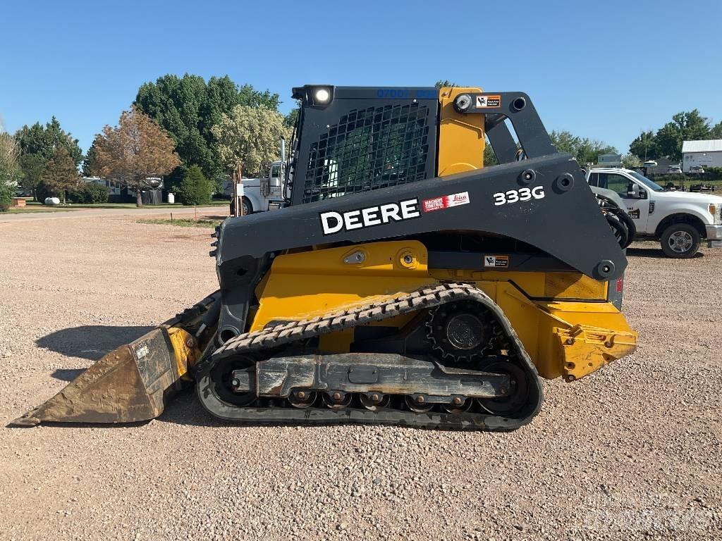John Deere 333G Kompaktrakodók