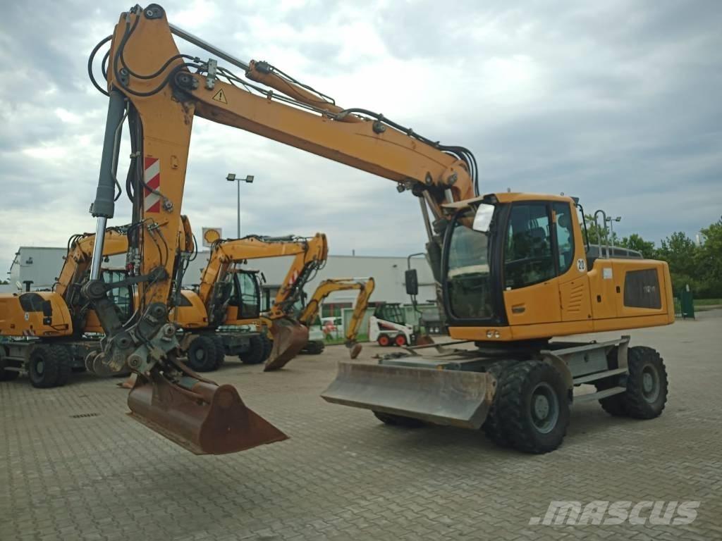 Liebherr A 924 Gumikerekes kotrók