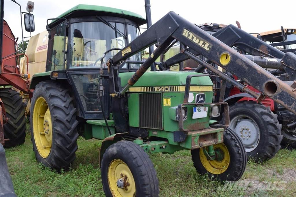 John Deere 1640 Traktorok