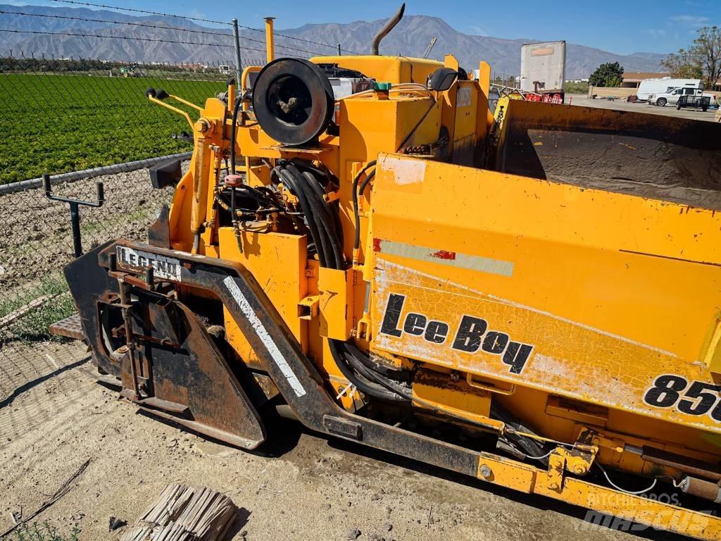 LeeBoy L 8500 Aszfalt terítõ gépek