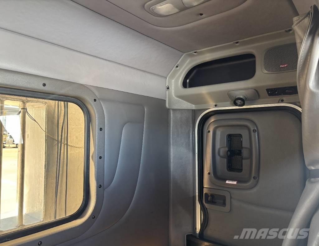 Peterbilt 389 Nyergesvontatók