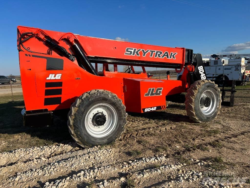 SkyTrak 8042 Teleszkópos rakodók