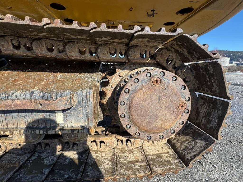 CAT 323 NG Lánctalpas kotrók