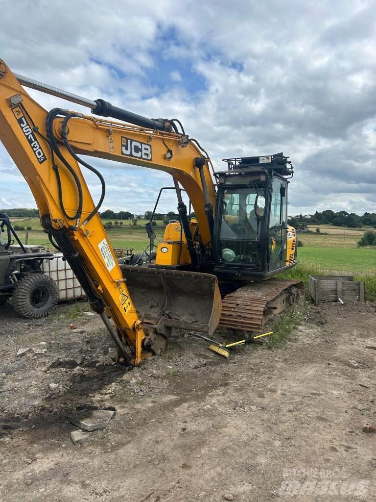 JCB JS 130 LC Lánctalpas kotrók