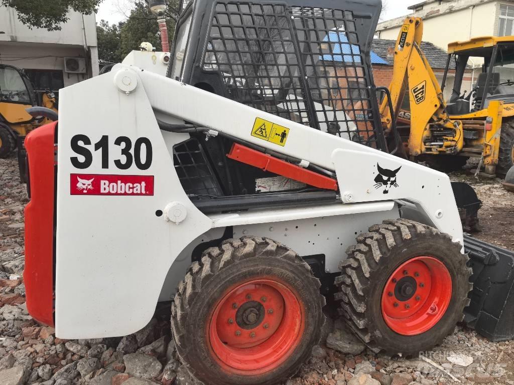 Bobcat S 130 Kompaktrakodók