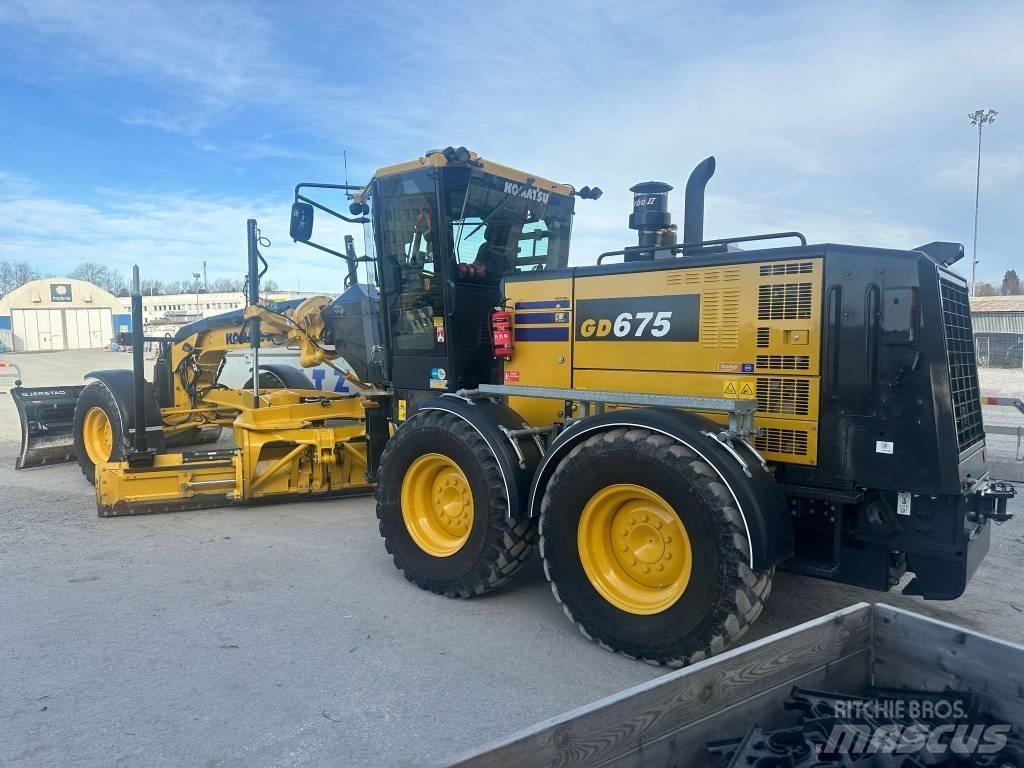 Komatsu GD675-7E0 Gréderek