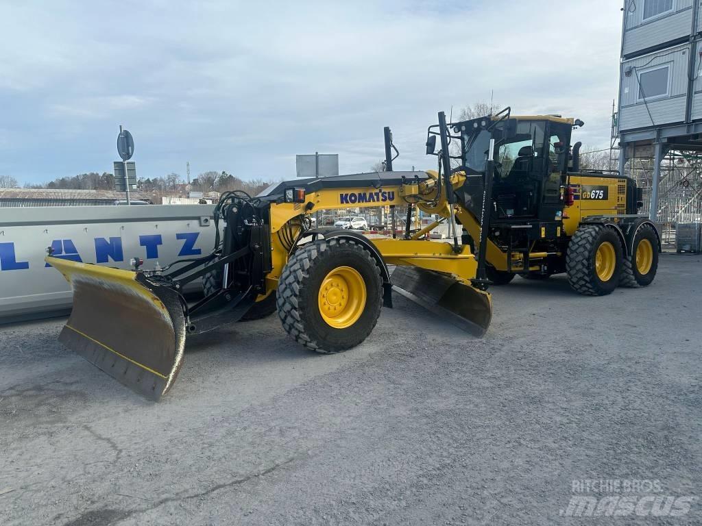 Komatsu GD675-7E0 Gréderek