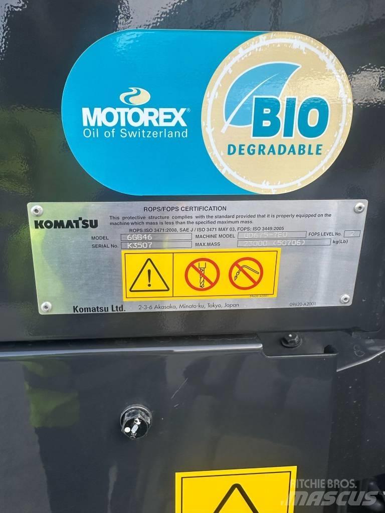 Komatsu GD675-7E0 Gréderek