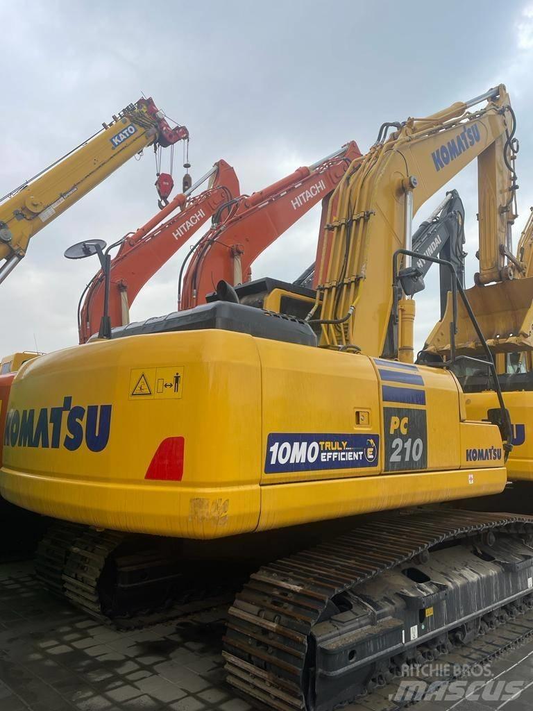 Komatsu PC210-10MO Lánctalpas kotrók
