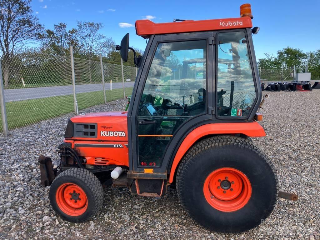 Kubota ST 30 Kompakt traktorok