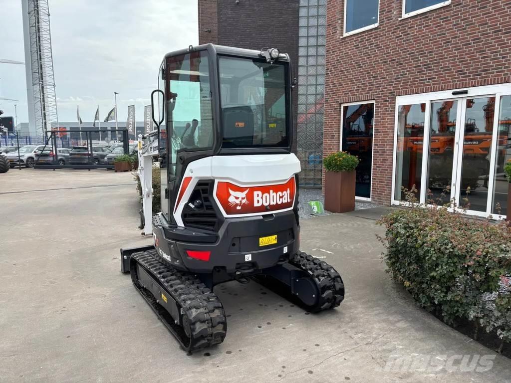 Bobcat E27Z Mini kotrók < 7t