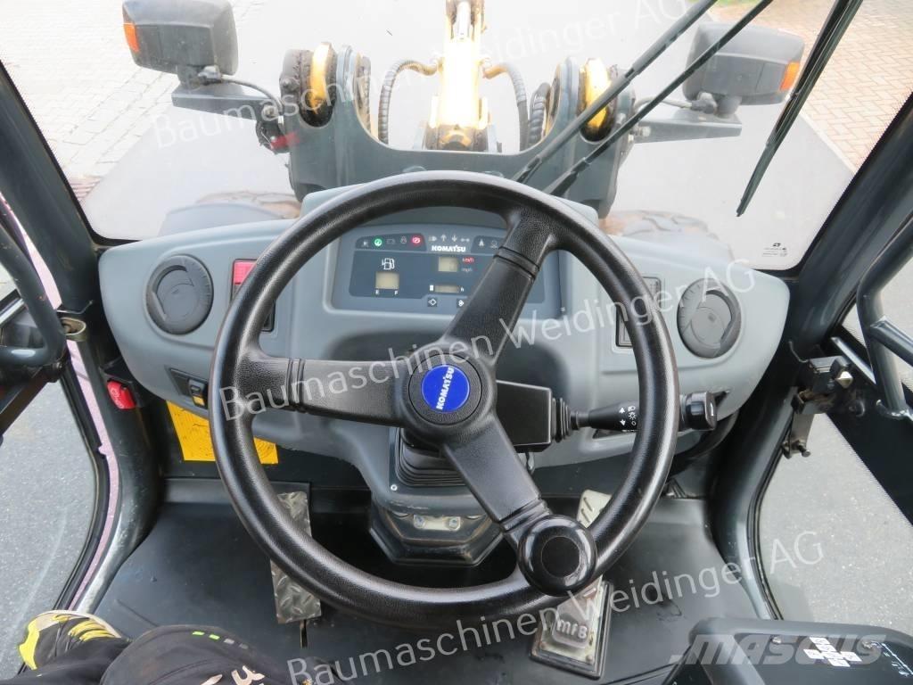 Komatsu WA 70-7 Gumikerekes homlokrakodók
