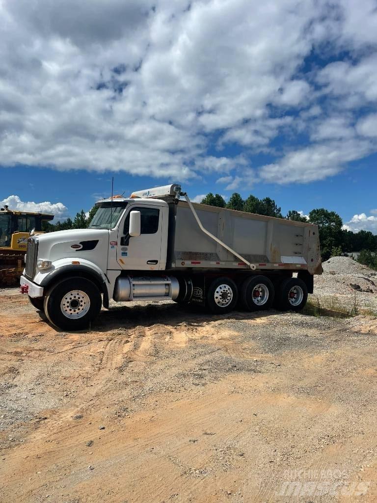 Peterbilt Dump Truck Billenő teherautók
