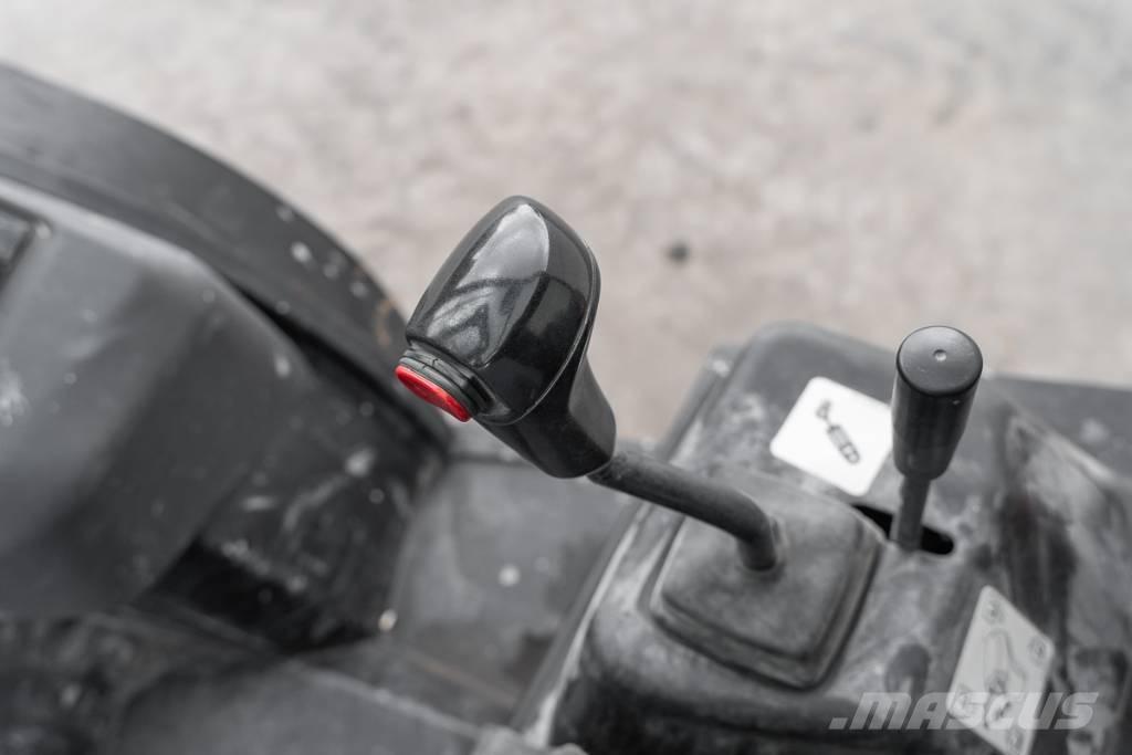 Manitou MC 30-4 Dízel targoncák