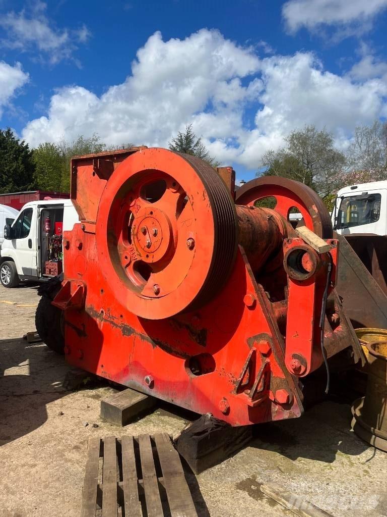Sandvik QJ 341 Mobil törőgépek