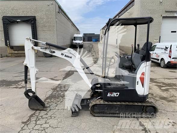 Bobcat E20 Mini kotrók < 7t