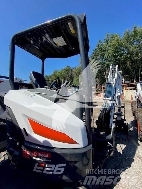 Bobcat E26 Mini kotrók < 7t