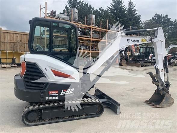 Bobcat E32i Mini kotrók < 7t
