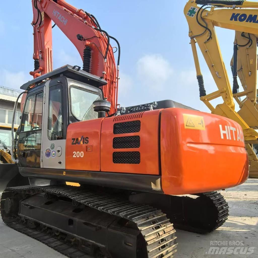 Hitachi ZX 200-3 G Lánctalpas kotrók