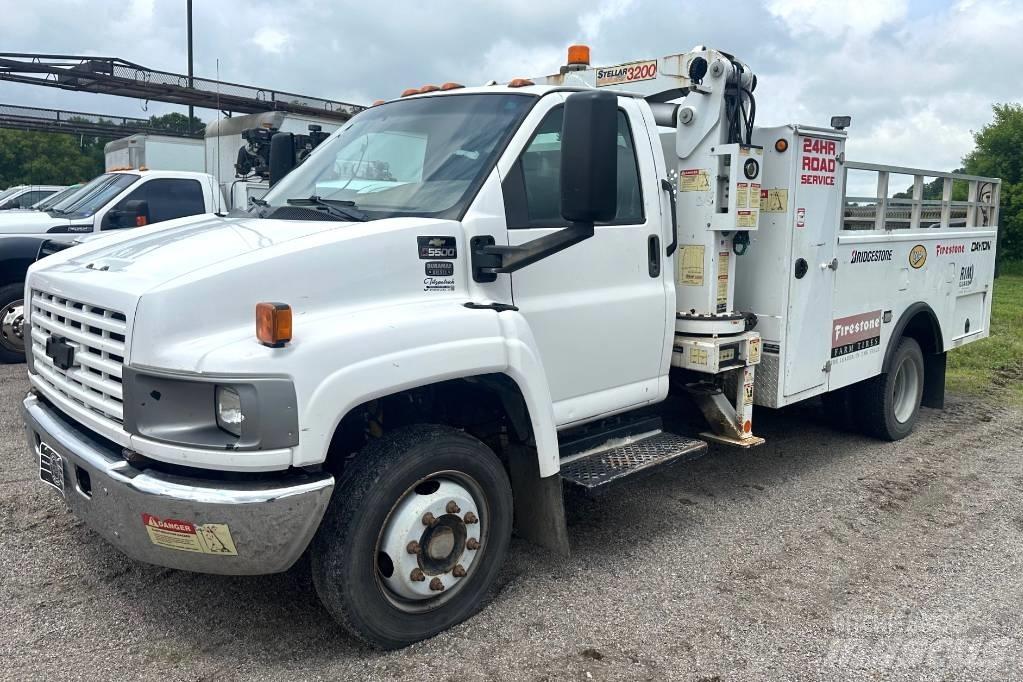 Chevrolet C5500 Lánctalpas daruk
