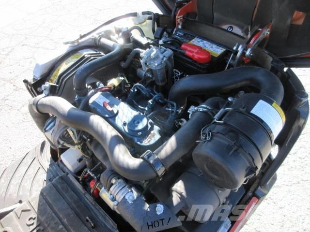 Kubota K 008-5 Mini kotrók < 7t