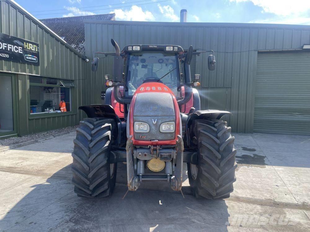 Valtra T 202 Versu Traktorok