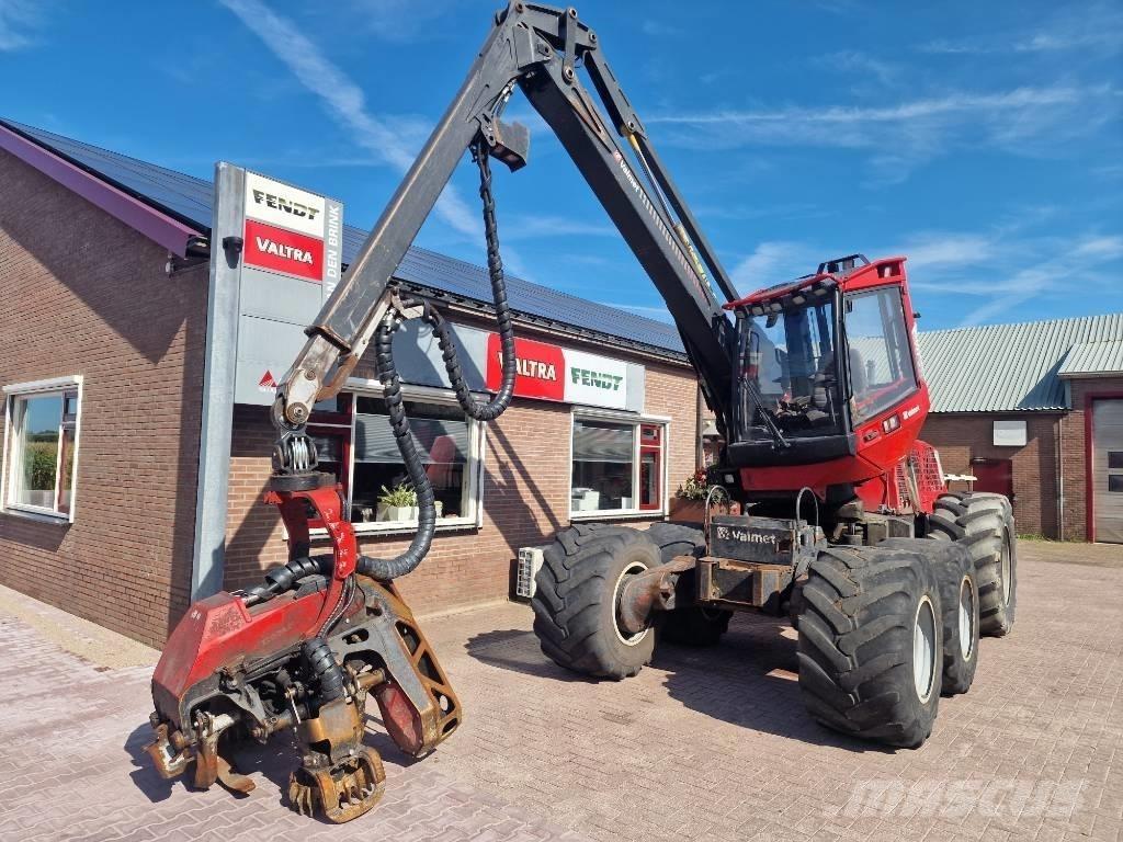 Valmet 911.4 Betakarítók