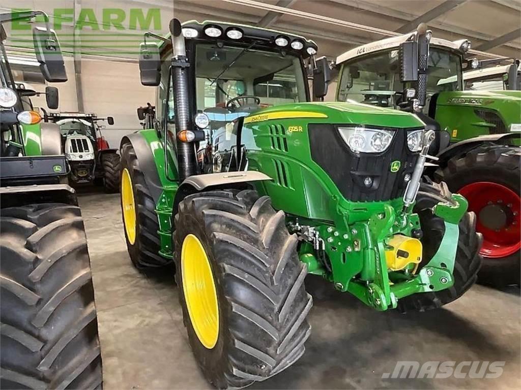 John Deere 6125 r Traktorok