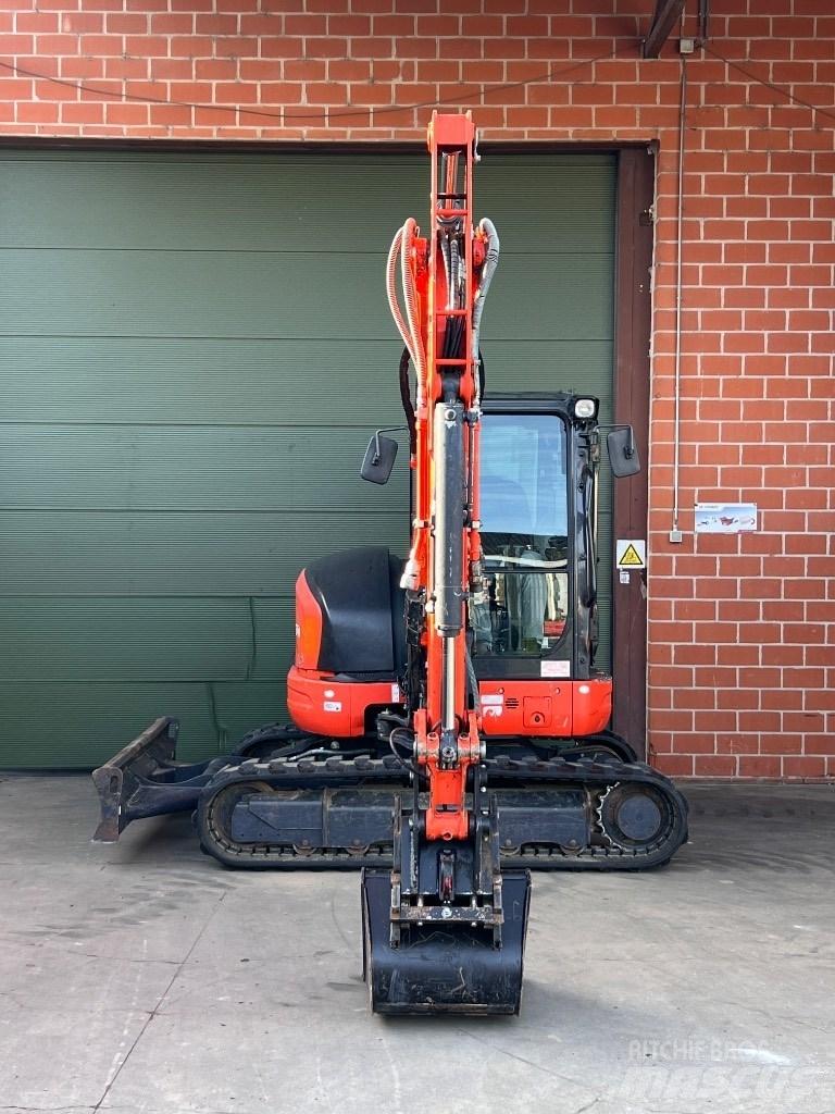 Kubota KX057 Mini kotrók < 7t