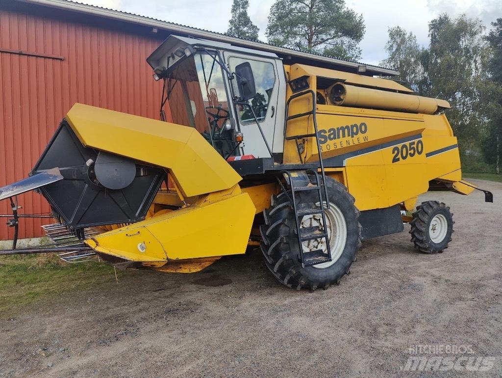 Sampo-Rosenlew 2050 Kombájnok
