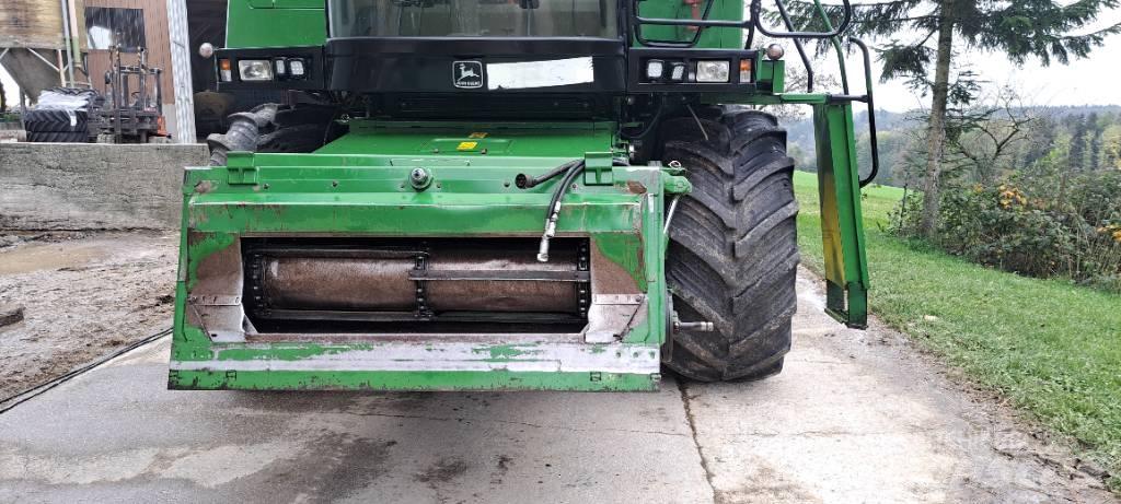 John Deere 2056HM Kombájnok