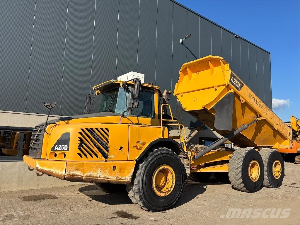Volvo A 25 D Csuklósdömperek