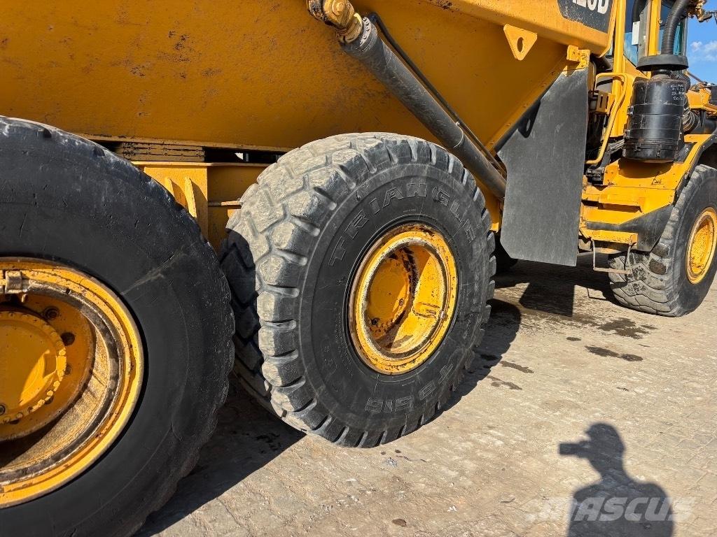 Volvo A 25 D Csuklósdömperek