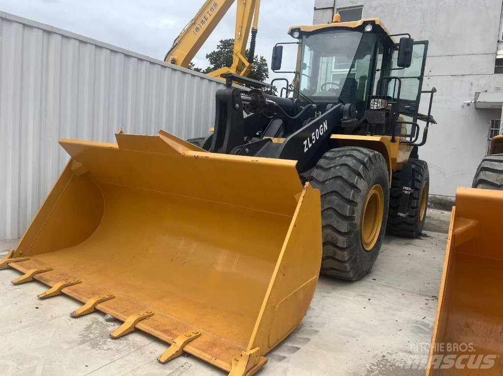 XCMG ZL 50 GN Gumikerekes homlokrakodók