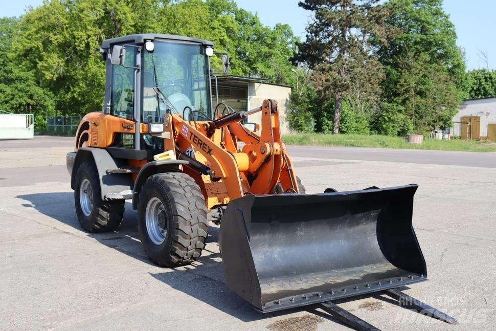Terex SKL 834 Gumikerekes homlokrakodók
