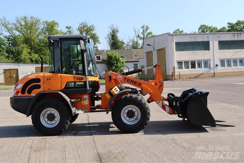 Terex SKL 834 Gumikerekes homlokrakodók