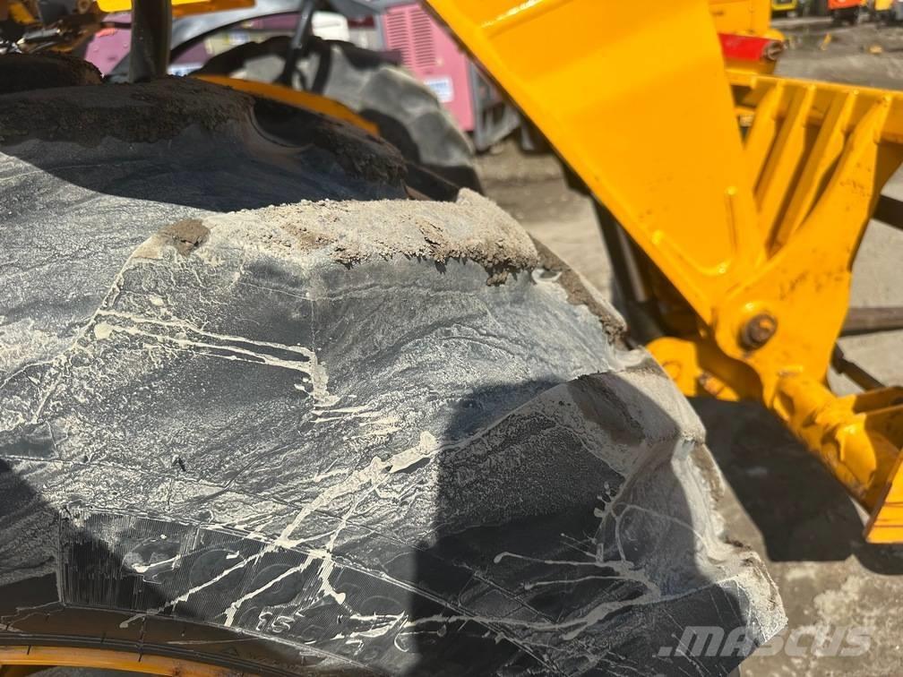 JCB 595-95 Teleszkópos rakodók