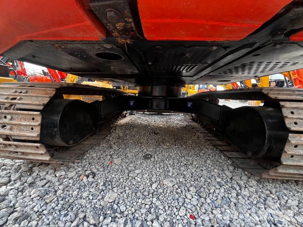 Hitachi ZX 70 Közepes (midi) kotrók 7 t - 12 t